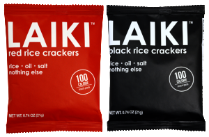 Laiki red rice and black rice crackers.